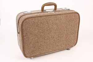 This suitcase just screams 2007, right!?